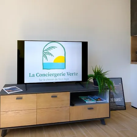 La Grande Bleue, Magnifique T2 Climatise, Proche De La Μεντόν